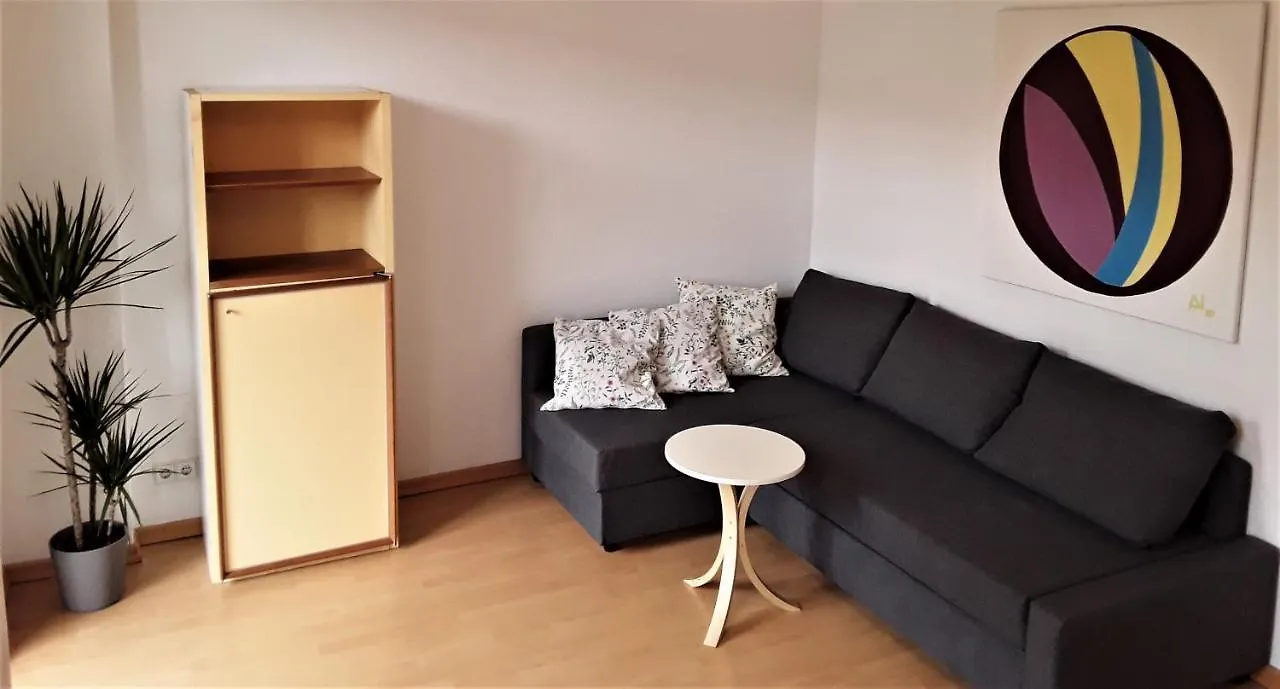 Apartment Schoene, Ruhige Zweiraumwohnung Im Angesagten Altlindenau Leipzig Germany