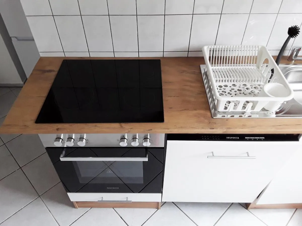 Apartment Schoene, Ruhige Zweiraumwohnung Im Angesagten Altlindenau Leipzig Germany